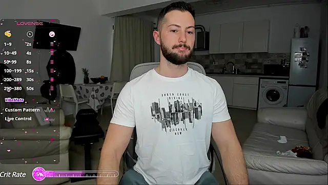 Snapshot of ZackFraser chatting on March 17, 5:23 am ZackFraser online show from March 17, 5:23 am