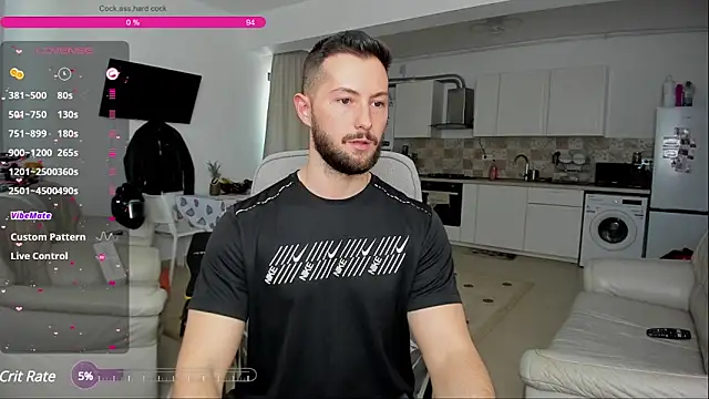 Snapshot of ZackFraser chatting on March 20, 8:31 am ZackFraser online show from March 20, 8:31 am