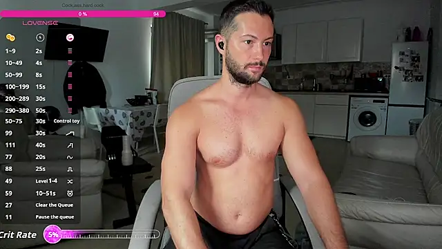 Snapshot of ZackFraser chatting on September 12, 7:52 am ZackFraser online show from September 12, 7:52 am