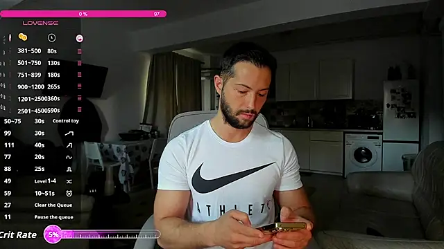 Snapshot of ZackFraser chatting on September 19, 7:21 am ZackFraser online show from September 19, 7:21 am