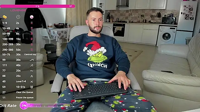 Snapshot of ZackFraser chatting on September 24, 12:08 pm ZackFraser online show from September 24, 12:08 pm