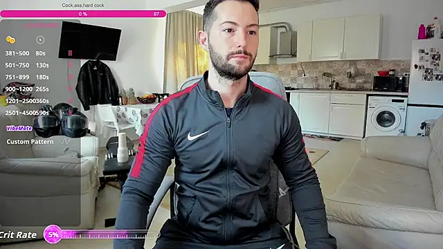 Snapshot of ZackFraser chatting on October 29, 8:49 am ZackFraser online show from October 29, 8:49 am