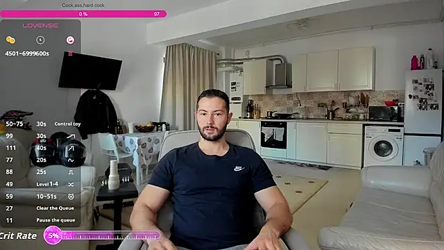 Snapshot of ZackFraser chatting on November 1, 10:06 am ZackFraser online show from November 1, 10:06 am