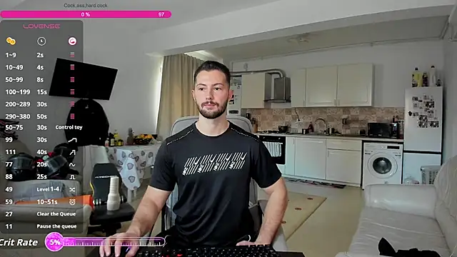 Snapshot of ZackFraser chatting on December 1, 11:26 am ZackFraser online show from December 1, 11:26 am