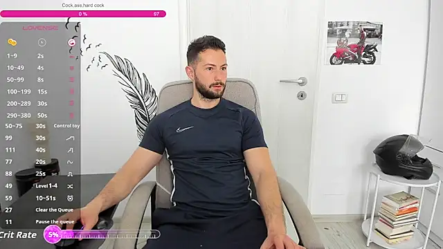 ZackFraser online show from June 2, 9:00 am