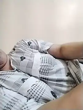 Snapshot of nayakaA7 chatting on September 20, 10:11 pm nayakaA7 online show from September 20, 10:11 pm