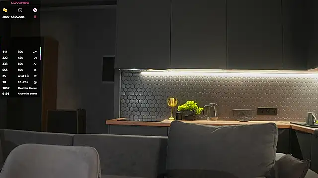 Snapshot of IdaJonesy chatting on November 25, 7:30 am IdaJonesy online show from November 25, 7:30 am