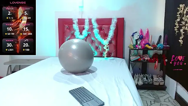 Snapshot of cleopatraa chatting on January 23, 8:45 pm cleopatraa online show from January 23, 8:45 pm