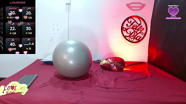 Snapshot of cleopatraa chatting on March 4, 8:05 pm cleopatraa online show from March 4, 8:05 pm