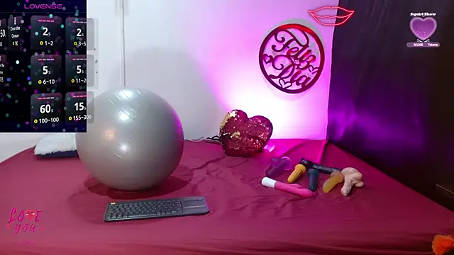 Snapshot of cleopatraa chatting on March 21, 2:07 am cleopatraa online show from March 21, 2:07 am