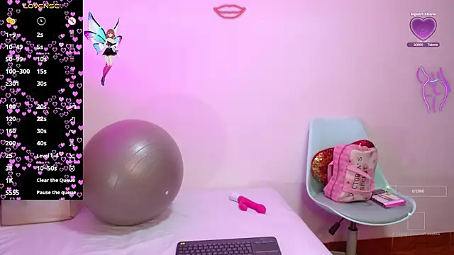 Snapshot of cleopatraa chatting on September 24, 8:34 pm cleopatraa online show from September 24, 8:34 pm