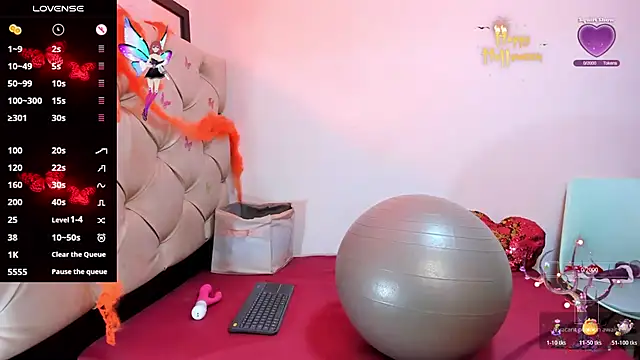 Snapshot of cleopatraa chatting on October 22, 7:57 pm cleopatraa online show from October 22, 7:57 pm