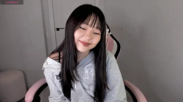 Snapshot of hee_young11 chatting on September 17, 4:41 pm hee young11 online show from September 17, 4:41 pm