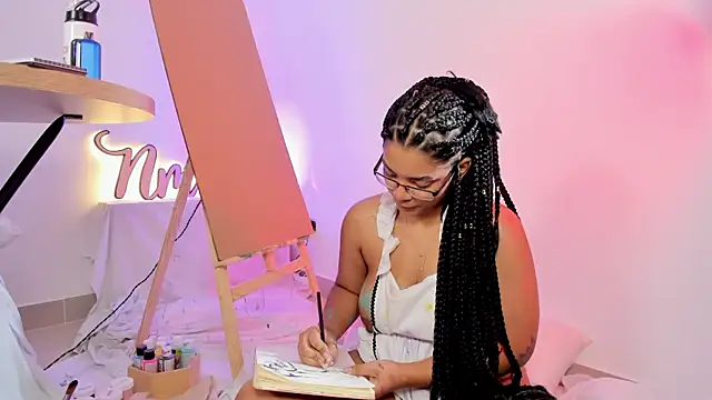 Snapshot of Nicolemorelli2 chatting on February 22, 9:48 pm Nicolemorelli2 online show from February 22, 9:48 pm