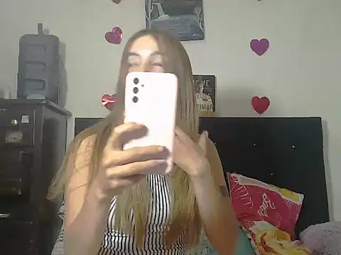 Snapshot of valerivegass chatting on October 5, 2:48 pm valerivegass online show from October 5, 2:48 pm