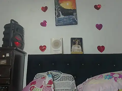 Snapshot of valerivegass chatting on October 8, 2:58 pm valerivegass online show from October 8, 2:58 pm