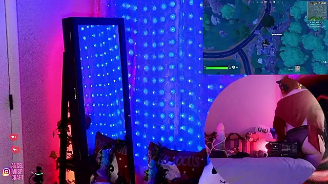 Angel-Lewd-Cake online show from December 3, 6:59 am