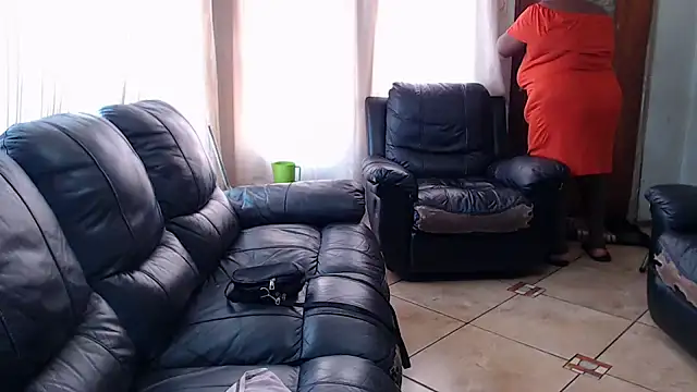 MATUREBUSSTY online show from March 6, 9:25 am