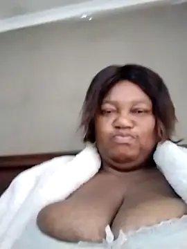 MATUREBUSSTY online show from October 1, 5:02 am