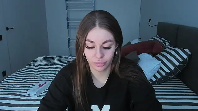 Snapshot of Bai1ey chatting on February 27, 10:37 am Bai1ey online show from February 27, 10:37 am