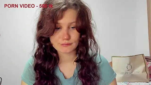 Snapshot of Charlotte_wow chatting on June 1, 7:15 pm Charlotte wow online show from June 1, 7:15 pm