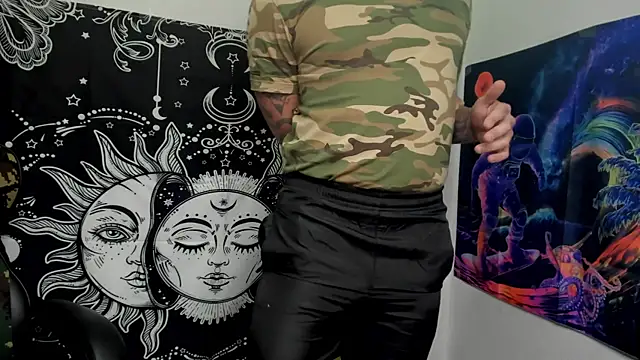 layneinchains online show from December 22, 10:47 pm