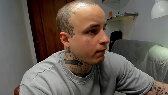 layneinchains online show from March 31, 8:48 am