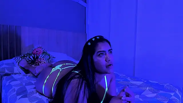 hannnasmith online show from November 24, 3:17 am