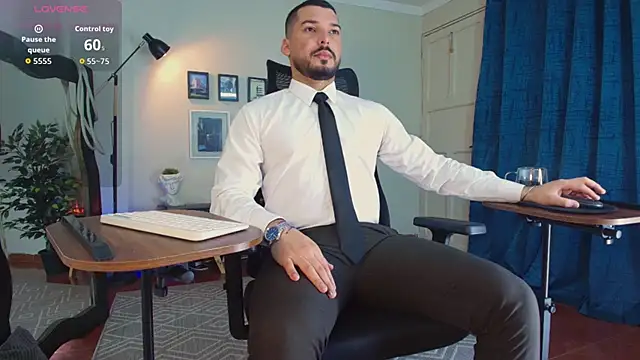 HenryBenso online show from April 13, 4:01 pm