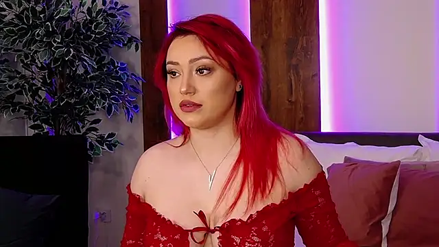 EmyHilton online show from March 8, 5:59 am