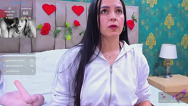 SuzanSmithh online show from March 20, 6:42 pm