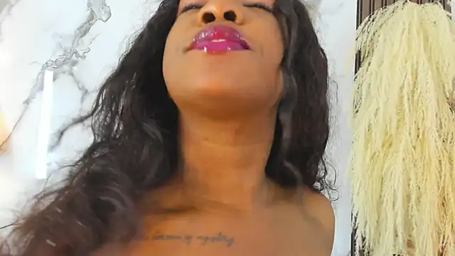 aidaadams online show from February 16, 5:04 am