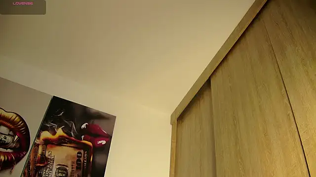 aidaadams online show from September 20, 9:21 am