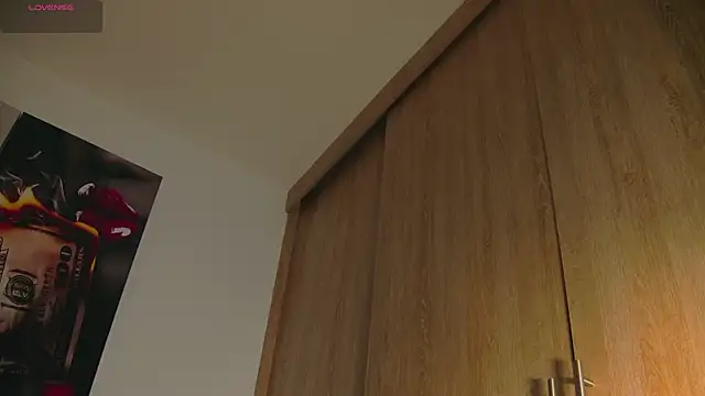 aidaadams online show from September 22, 9:33 am