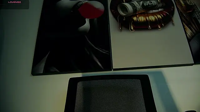 aidaadams online show from November 29, 10:18 am