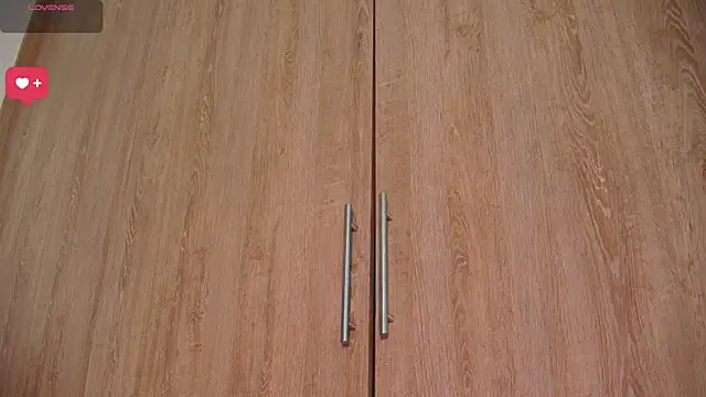 aidaadams online show from February 12, 12:00 pm