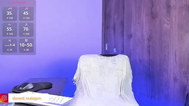 Demian cute18 online show from October 1, 11:33 pm