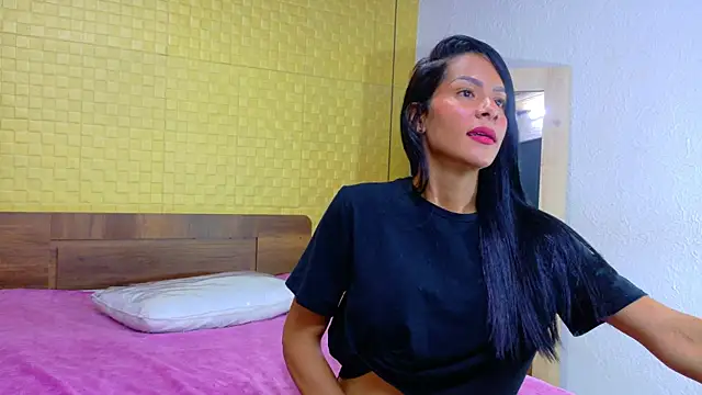 Snapshot of Mrs_booty chatting on February 16, 2:10 pm Mrs booty online show from February 16, 2:10 pm