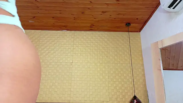 Snapshot of Mrs_booty chatting on March 10, 2:59 pm Mrs booty online show from March 10, 2:59 pm