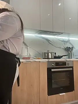 Snapshot of GabiBoobs chatting on October 12, 6:40 pm GabiBoobs online show from October 12, 6:40 pm