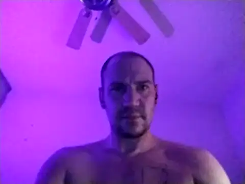 Ajhustler1xh online show from March 18, 6:25 am