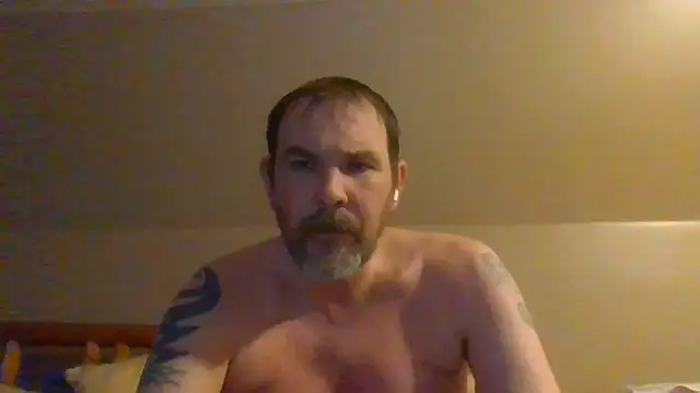 Snapshot of sdmsilver1983 chatting on February 16, 2:24 pm sdmsilver1983 online show from February 16, 2:24 pm