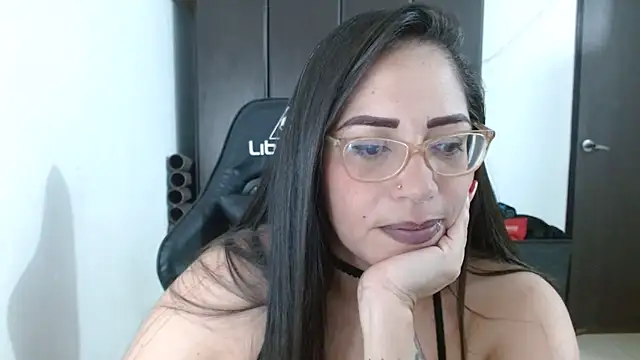 natashasmithe online show from March 16, 9:26 pm