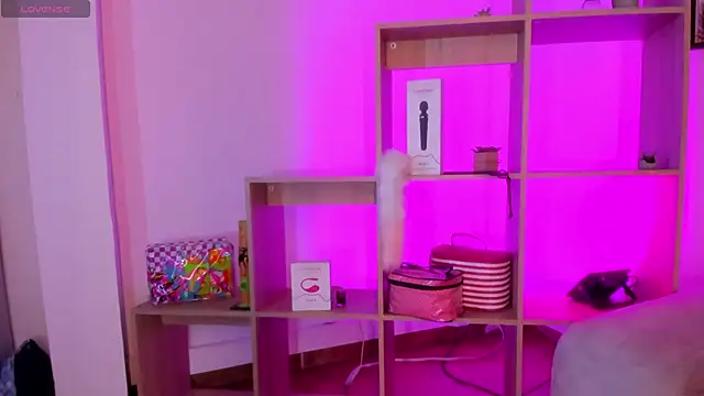 Tiarha online show from January 14, 8:20 am