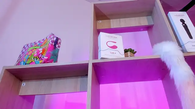 Tiarha online show from January 19, 7:04 am