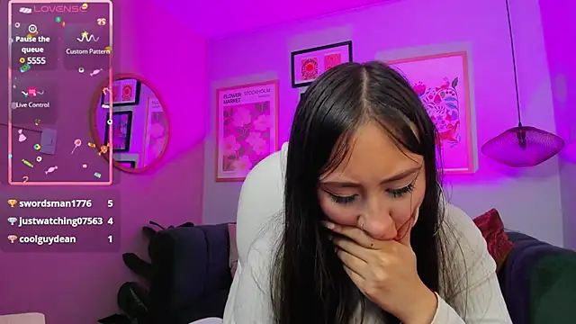  cloe martinez online show from December 10, 3:52 am