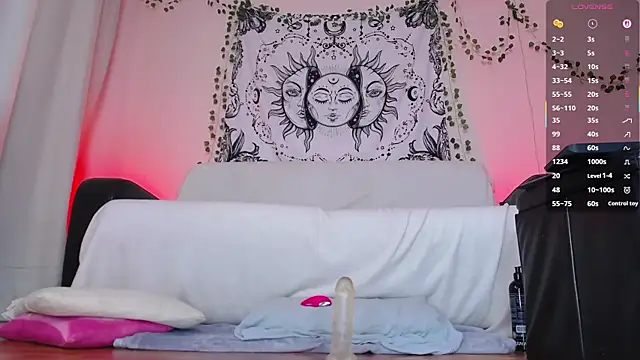 Snapshot of Liberty__ chatting on October 18, 5:10 am Liberty online show from October 18, 5:10 am