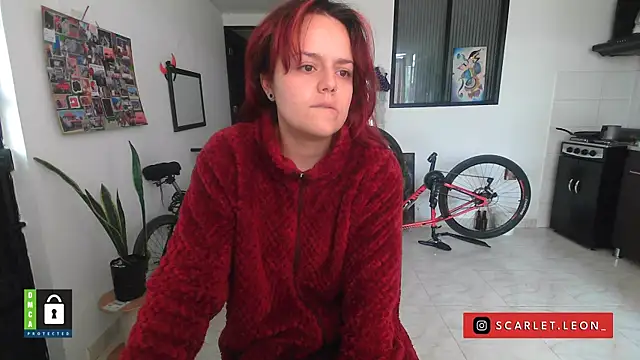 Scarletleon77 online show from October 3, 1:19 pm