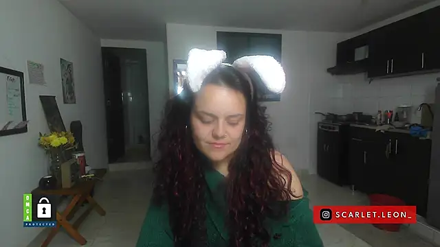 Scarletleon77 online show from March 27, 10:42 pm