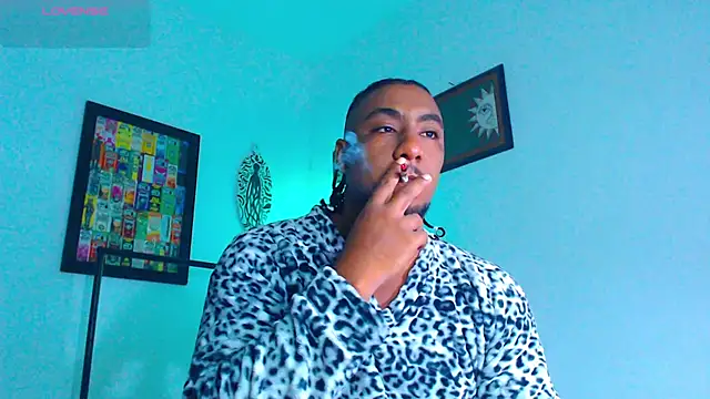 Snapshot of yosoy_enzo2020 chatting on May 11, 5:13 am yosoy enzo2020 online show from May 11, 5:13 am